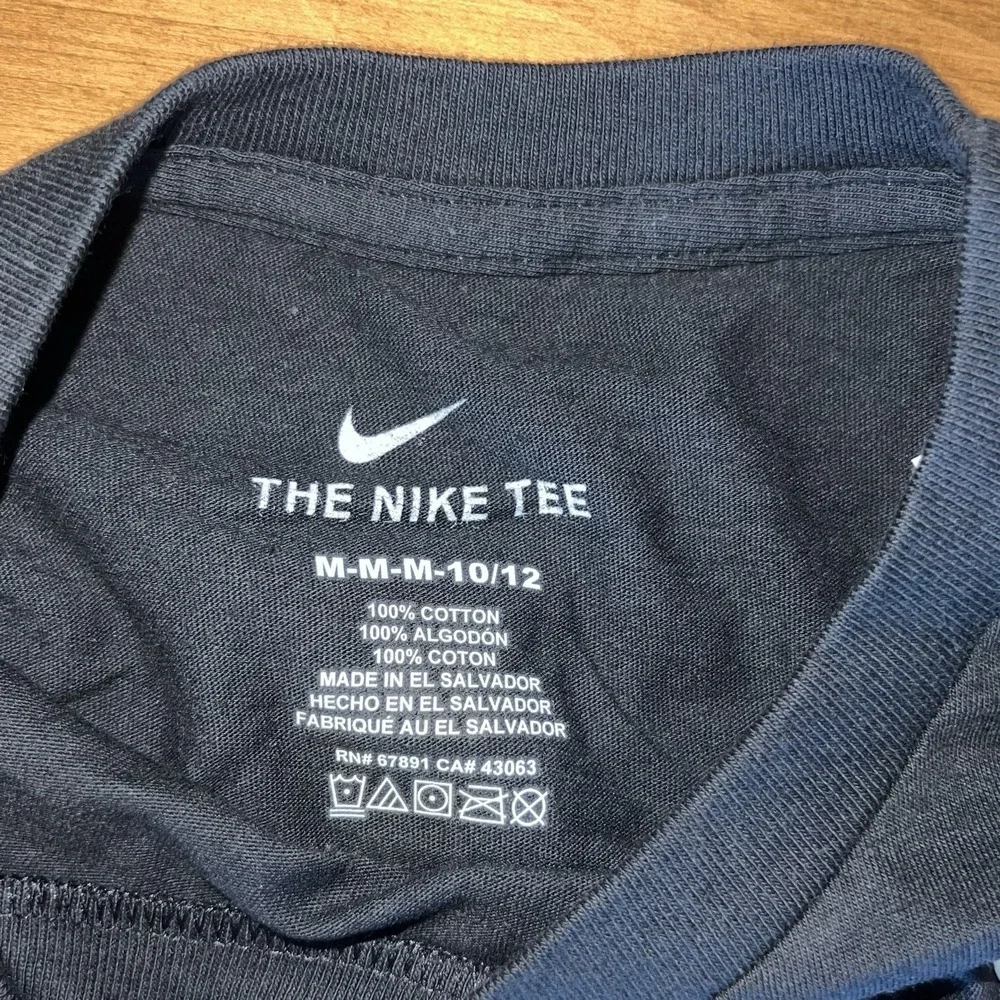 NWOT Youth Nike Los Angeles Rams LA Superbowl T-Shirt Champs Size Medium‎ Black
